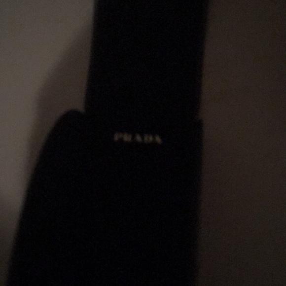 Prada sunglasses - Picture 1 of 3